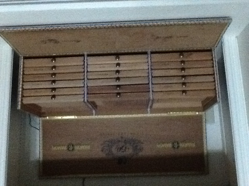 Cigar box open