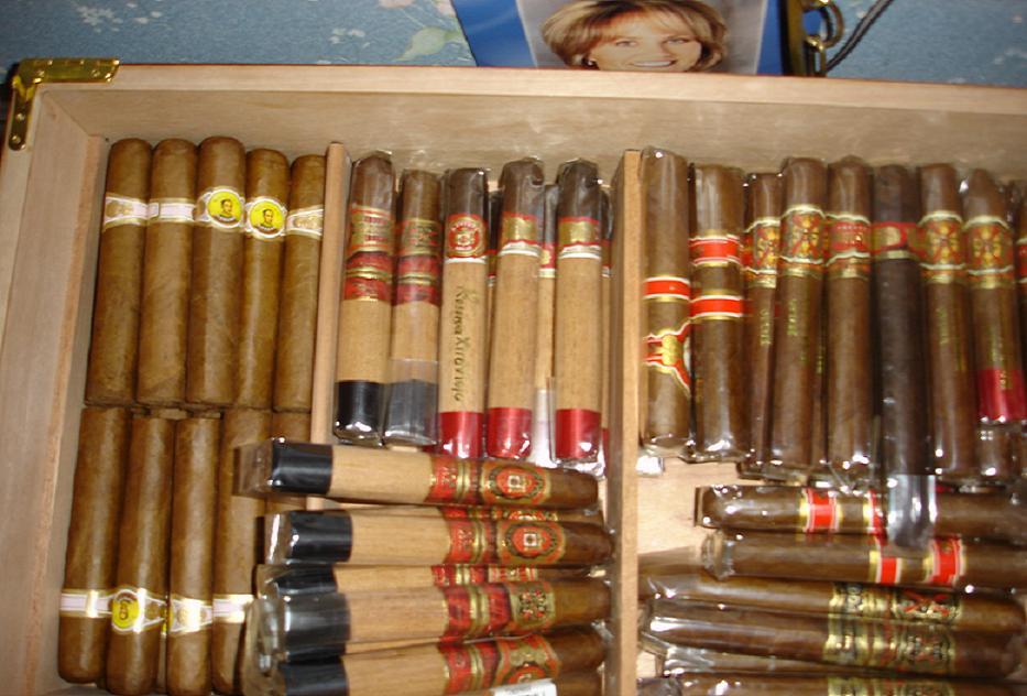 humidor 8.JPG