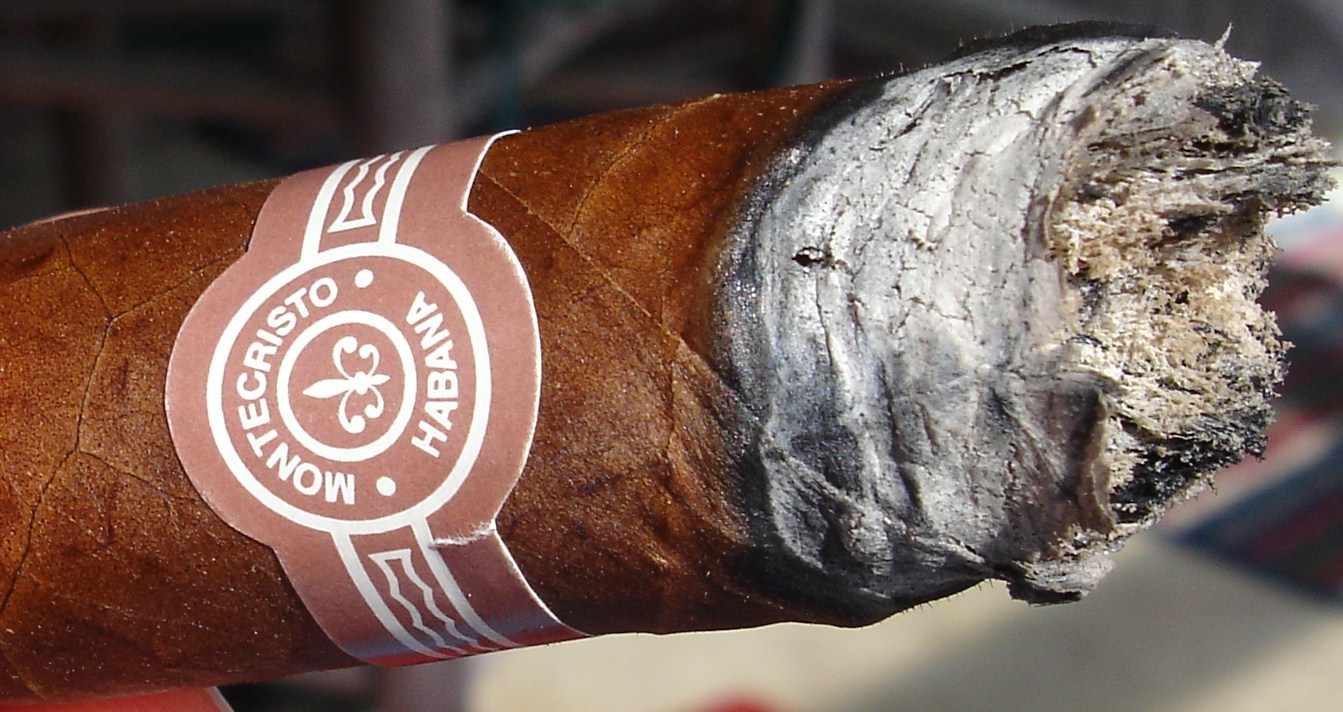 Montecristo No. 2 018